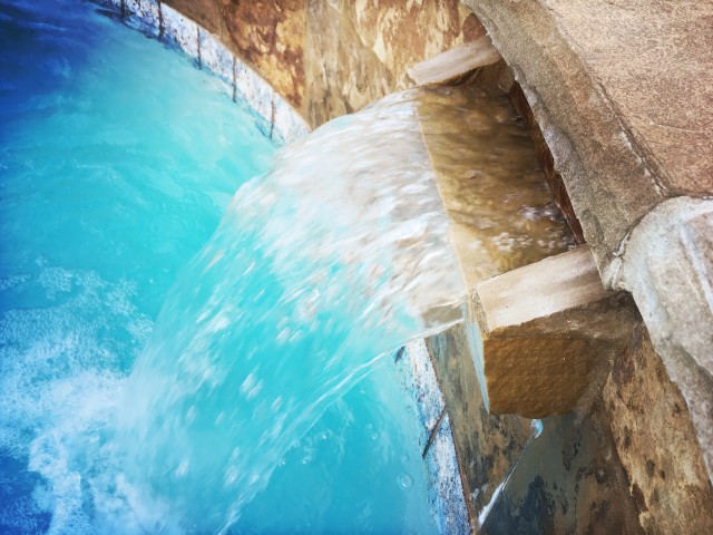 Pool-Cascading-Spillways--in-Isafa-Nevada-pool-cascading-spillways-isafa-nevada.jpg-image